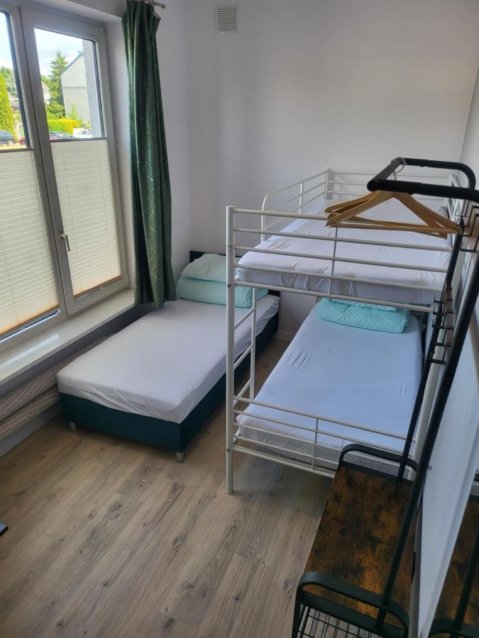 Rooms4Rest Wiertnicza - Private Rooms For Tourists - Atr Consulting Sp, Z O,O, Warschau Exterior foto