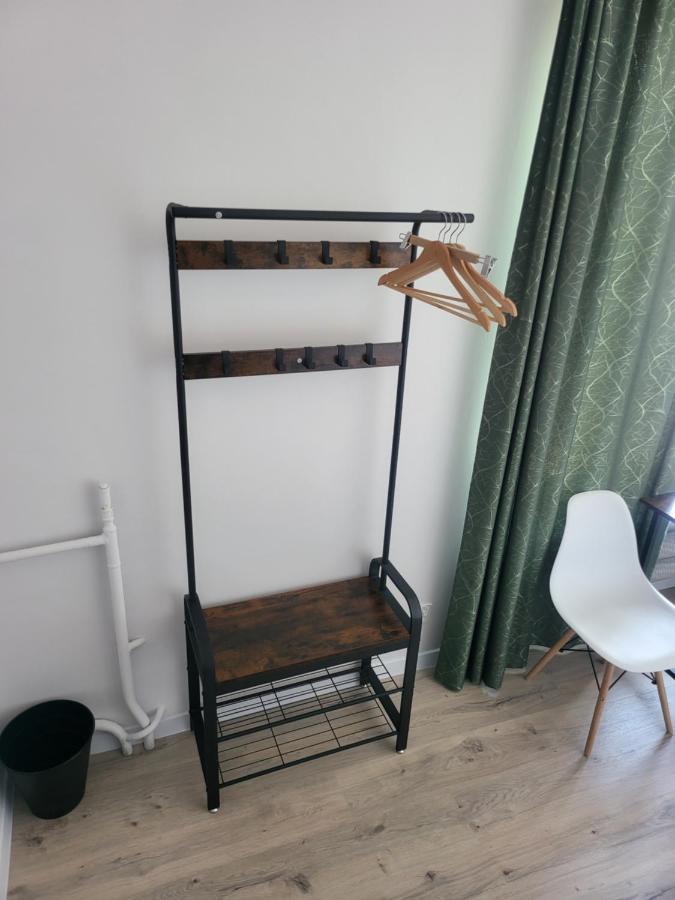 Rooms4Rest Wiertnicza - Private Rooms For Tourists - Atr Consulting Sp, Z O,O, Warschau Exterior foto