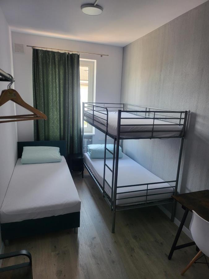 Rooms4Rest Wiertnicza - Private Rooms For Tourists - Atr Consulting Sp, Z O,O, Warschau Exterior foto