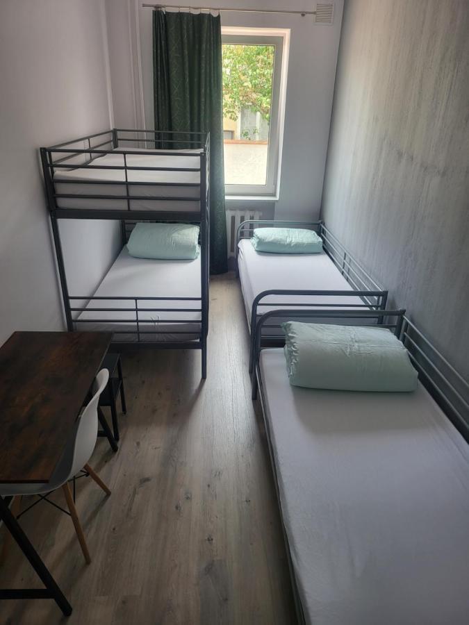 Rooms4Rest Wiertnicza - Private Rooms For Tourists - Atr Consulting Sp, Z O,O, Warschau Exterior foto