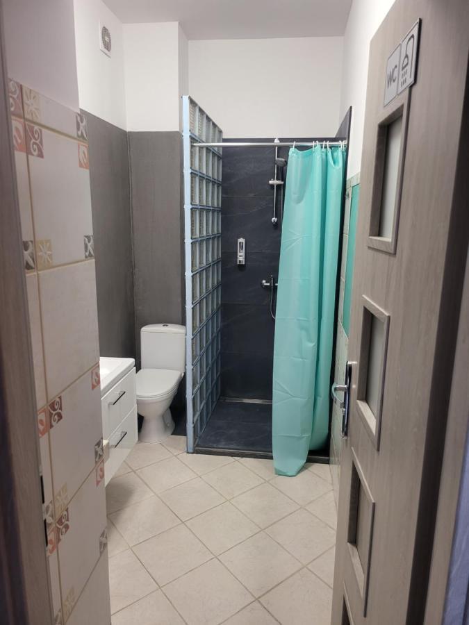 Rooms4Rest Wiertnicza - Private Rooms For Tourists - Atr Consulting Sp, Z O,O, Warschau Exterior foto