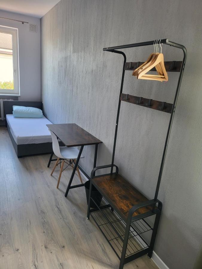 Rooms4Rest Wiertnicza - Private Rooms For Tourists - Atr Consulting Sp, Z O,O, Warschau Exterior foto