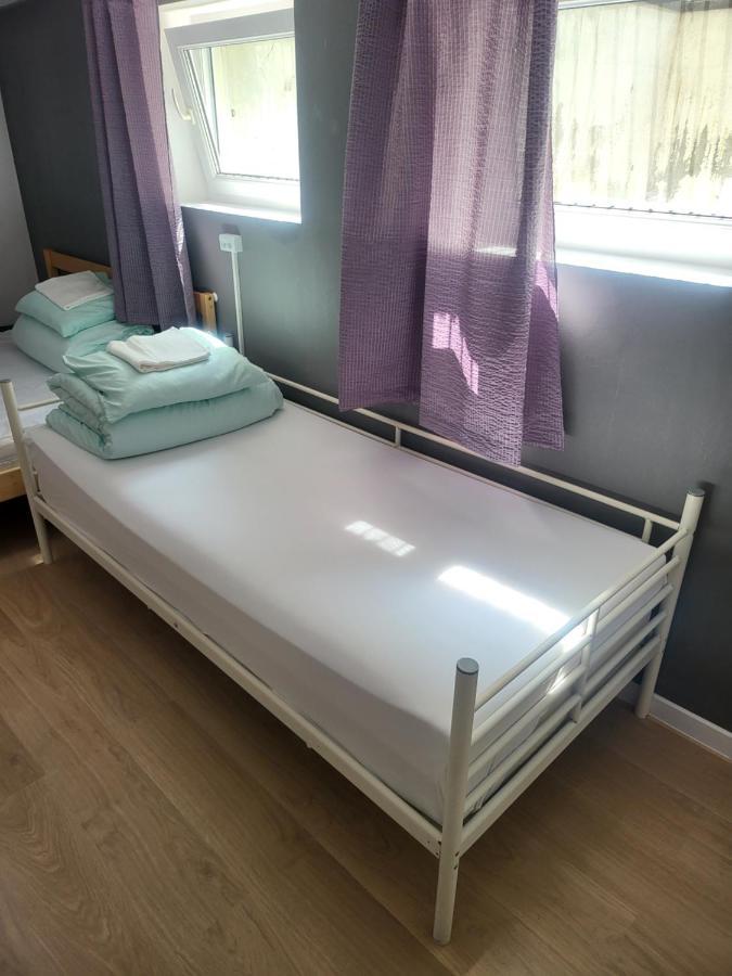 Rooms4Rest Wiertnicza - Private Rooms For Tourists - Atr Consulting Sp, Z O,O, Warschau Exterior foto