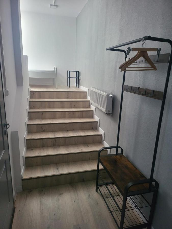 Rooms4Rest Wiertnicza - Private Rooms For Tourists - Atr Consulting Sp, Z O,O, Warschau Exterior foto